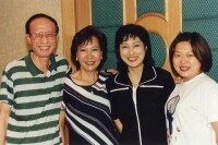 左起：李亞昭，李娟，於小華，蘇柏麗
