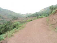 雲南省雲縣涌寶鎮荒田村進村道路