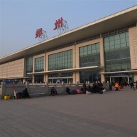鄭州火車站西廣場