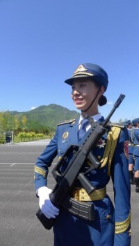 程誠[中國人民解放軍三軍儀仗隊女兵分隊隊長]