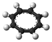 環辛四烯雙負離子COT2−的球棍模型結構。