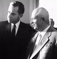 1959年7月尼克松與赫魯曉夫在莫斯科