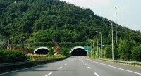 黃埔大橋龍徠頭山隧道