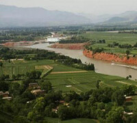 洮河穿行在臨洮盆地