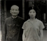 陳偉華和父親陳雲