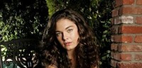 Alexa Davalos