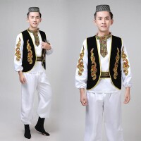 烏孜別克族青年男子服裝