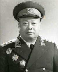 首任政委賴傳珠