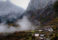 上下雨崩村全景