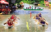杏壇10個村居的龍舟隊伍激勵比賽中