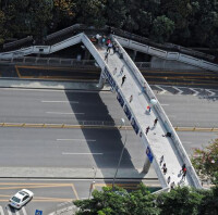 泥崗村天橋