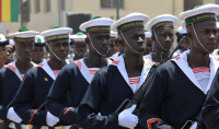 塞內加爾女兵