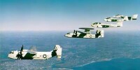 E-2“鷹眼”(Hawkeye)螺旋槳式艦載空中預警機