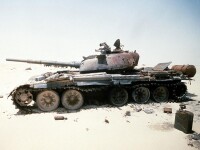 兩伊戰爭中被擊毀的伊拉克T-72坦克