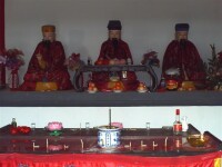 大仙寺供奉的三位老太爺