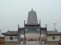 遼中京博物館正門