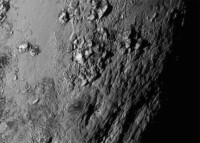 冥王星高約3.5千米的冰山