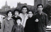 70年代蕭銅與母親、弟弟妹妹見面