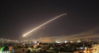美國、英國和法國14日對敘發動導彈襲擊