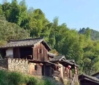 靈潭村