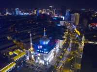 呼和浩特伊斯蘭風情街夜景