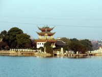 銅陵天井湖公園