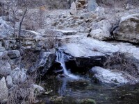 響水湖流水