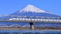 日本經濟的動脈，東海道新幹線