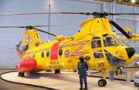 CH-113搜救機在機鼻安裝了搜索雷達