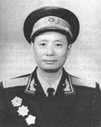 1955年被授予中將軍銜