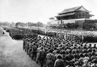 1949年10月1日中國人民解放軍陸軍方陣通過天安門廣場