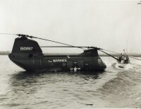 CH-46運輸直升機
