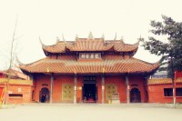 廣漢龍居寺