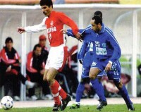 2001年沙特希拉爾隊與伊朗波斯波利斯隊較量
