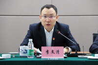 李文清參加會議