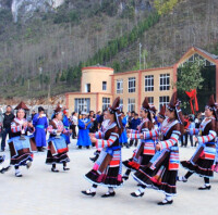苗族人民歡舞跳花節