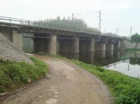 唐河上的京滬線鐵路橋