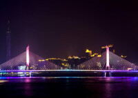 珠江夜遊一景：海印大橋