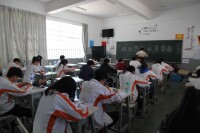 雲南外國語學校