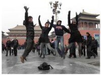 2010年12月，青年組到北京體驗學習。