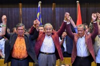 馬來西亞外交部舉行升旗儀式紀念“東盟日”