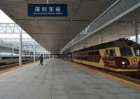 深圳地鐵站台