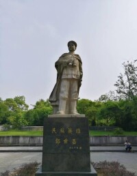 威海鄧世昌銅像