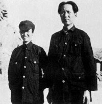 1936年，毛澤東與賀子珍在陝北