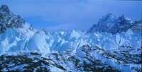 加舒爾布魯木冰川是一個神奇的冰之世界。