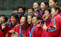 2003年女排世界盃中國隊合影