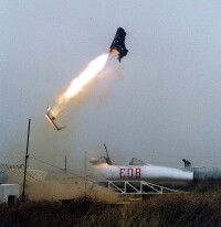 ”零速度-零高度“火箭彈射救生試驗