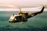 UH-1直升機