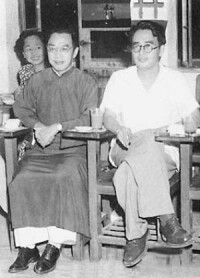 錢穆（左）與唐君毅