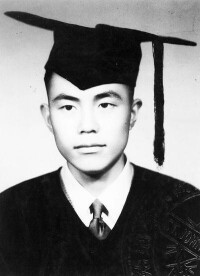 1949年，上海聖約翰大學畢業照。